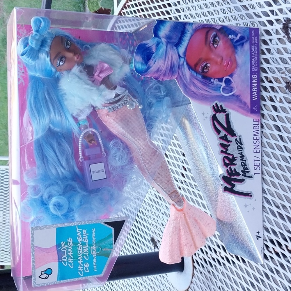 MERMAZE Mermaidz Color Change